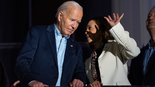 Was Kamala Harris Complicit in Covering Up for Joe Biden? This Poll Is Clear.